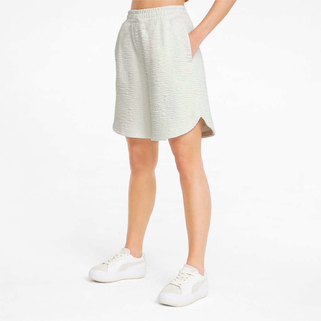 Puma Snow Tiger Brede Long Shorts Dame Hvite | WB1752846